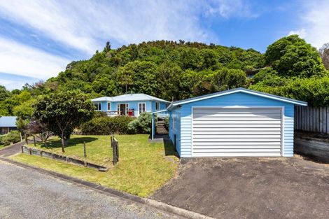 Photo of property in 23 Turangitukua Terrace, Kuratau, Turangi, 3381