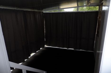 Photo of property in 12 Wilson Place, Papakura, 2110