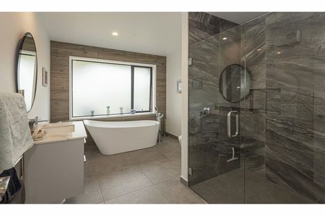 Photo of property in 21 Capstone Place, Te Kamo, Kamo, 0185