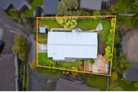 Photo of property in 15a Ngahere Views, Orewa, 0931