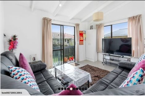 Photo of property in 2 Universal Drive, Henderson, Auckland, 0610