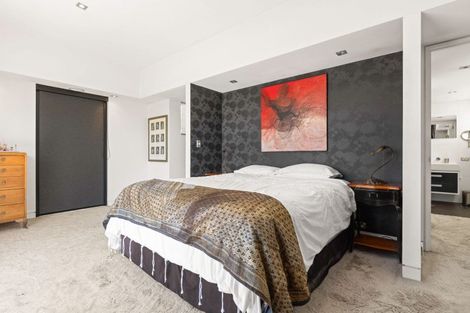 Photo of property in 19 Kilmore Street, Christchurch Central, Christchurch, 8013