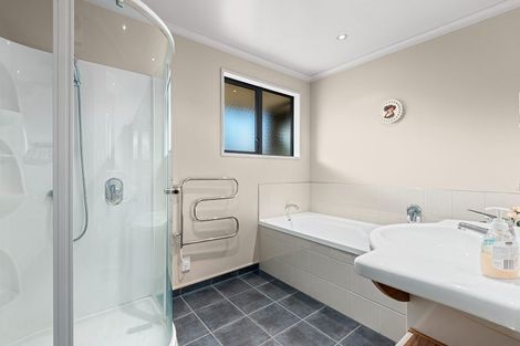 Photo of property in 13 Fenty Place, Mosgiel, 9024