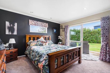 Photo of property in 92 Maungakaramea Road, Puwera, Whangarei, 0178