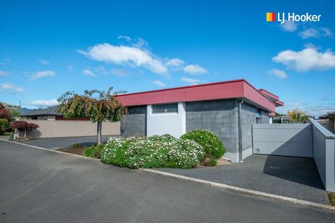 Photo of property in 22 Kura Place, Mosgiel, 9024