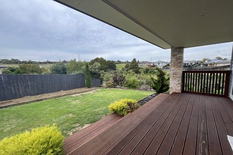 Photo of property in 90 Hillpark Drive, Pokeno, 2402