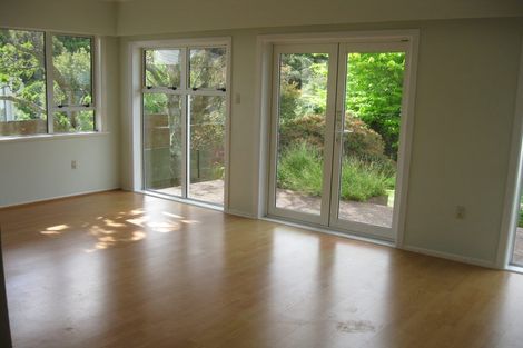 Photo of property in 19 Holly Grove, Maungaraki, Lower Hutt, 5010