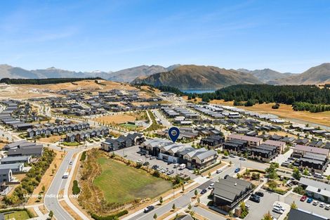 Photo of property in 3/5 Northlake Drive, Wanaka, 9305