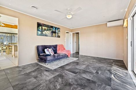 Photo of property in 10 Robin Hood Place, Onerahi, Whangarei, 0110