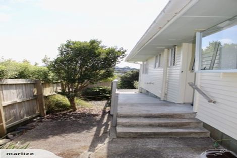 Photo of property in 2/561 Beach Road, Murrays Bay, Auckland, 0630