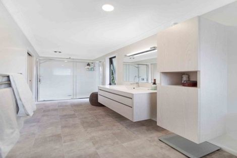 Photo of property in 1124 Awhitu Road, Pollok, Waiuku, 2683