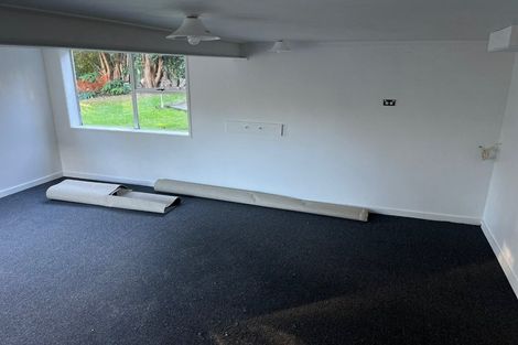 Photo of property in 27 Gladys Avenue, Glenfield, Auckland, 0629