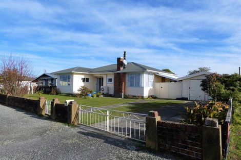 Photo of property in 8 Derby Street, Westport, 7825