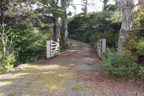 Photo of property in 867 Tuateawa Road, Waikawau, Coromandel, 3584