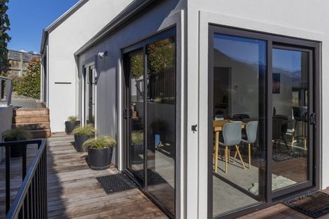 Photo of property in 21 Cotter Avenue, Arrowtown, 9302