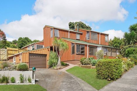 Photo of property in 11 Dunolly Place, Pukekohe, 2120