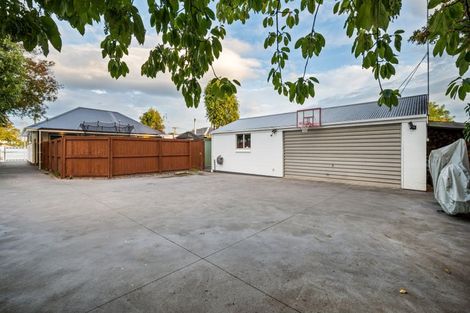 Photo of property in 137 Harris Crescent, Papanui, Christchurch, 8053
