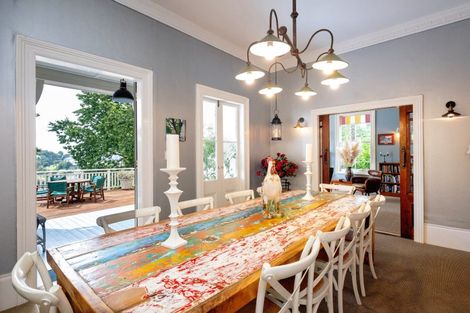 Photo of property in 27 Fitzroy Road, Bluff Hill, Napier, 4110