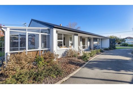 Photo of property in 257 Fifield Terrace, Opawa, Christchurch, 8023