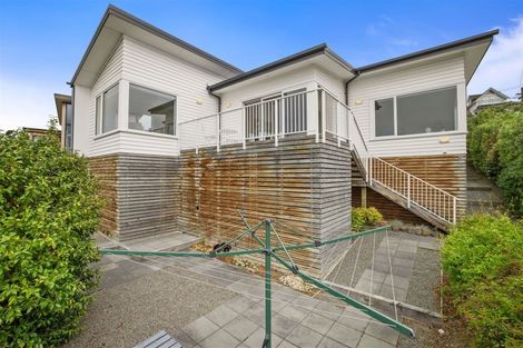 Photo of property in 43 Saint Andrews Hill Road, Mount Pleasant, Christchurch, 8081