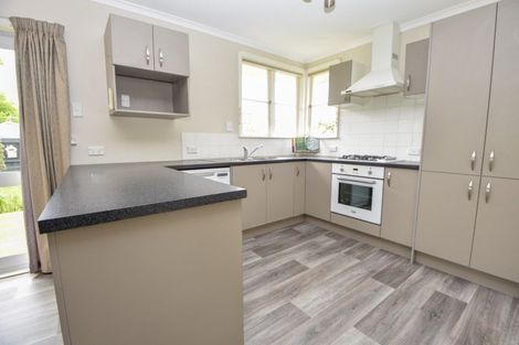 Photo of property in 89 Victoria Street, Carterton, 5713