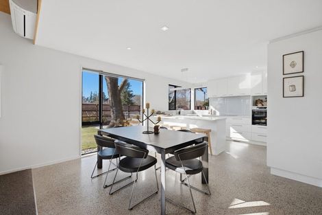 Photo of property in 38 Grassmere Street, Papanui, Christchurch, 8052