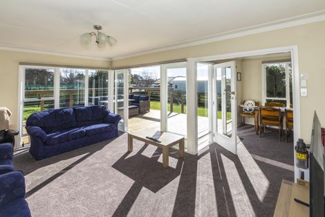 Photo of property in 76 Awamoa Road, Holmes Hill, Oamaru, 9401