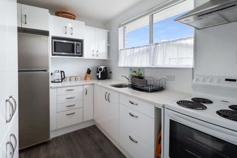 Photo of property in 35a Roband Crescent, Brown Owl, Upper Hutt, 5018