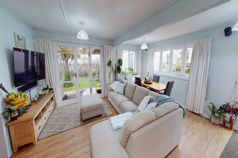 Photo of property in 31 Kauwhata Street, Himatangi Beach, Foxton, 4891