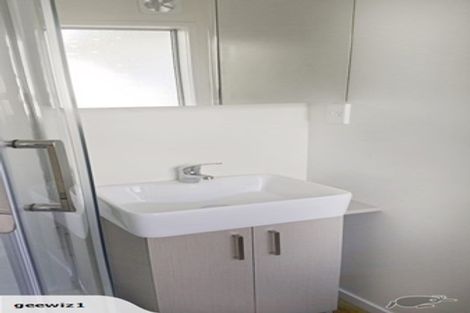 Photo of property in 8/16 Rutland Road, Stanley Point, Auckland, 0624