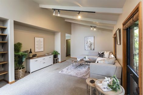 Photo of property in 20 Raekura Place, Redcliffs, Christchurch, 8081