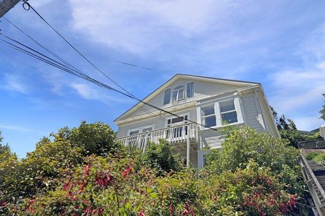 Photo of property in 123a Glenmore Street, Kelburn, Wellington, 6012