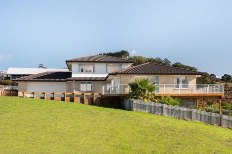 Photo of property in 14 Tohora View, Waihi Beach, 3611