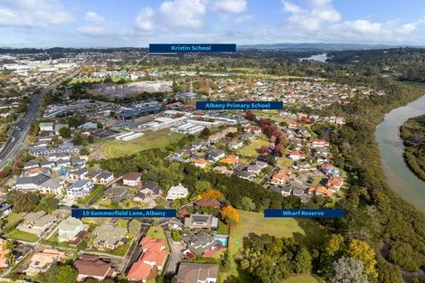 Photo of property in 19 Summerfield Lane, Albany, Auckland, 0632