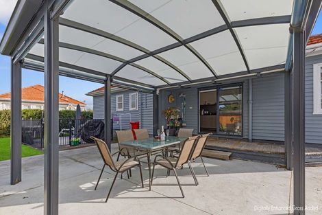 Photo of property in 6 Gunn Street, Gonville, Whanganui, 4501