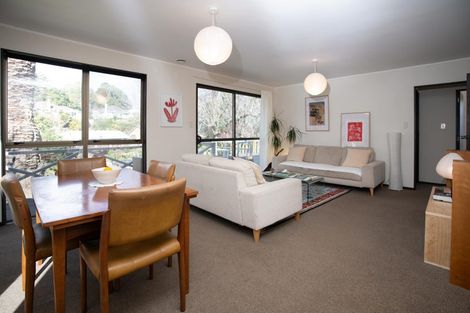 Photo of property in 6b Spencer Place, Merrilands, New Plymouth, 4312