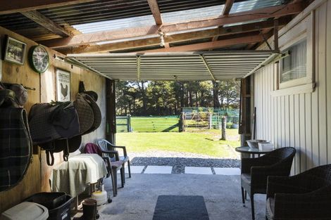 Photo of property in 5114 Te Araroa Road, Hicks Bay, Tikitiki, 4087