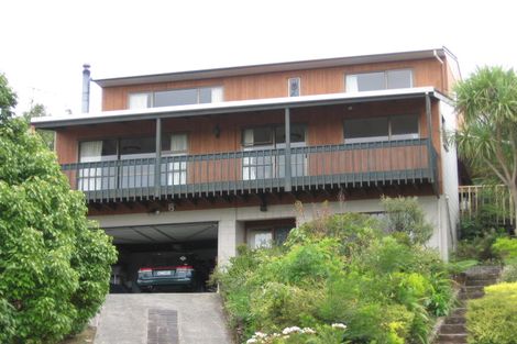 Photo of property in 77 Rosecamp Road, Beach Haven, Auckland, 0626