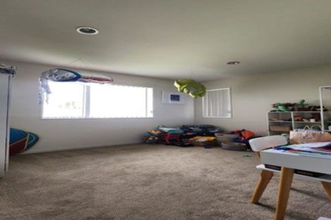 Photo of property in 2 Wellfield Drive, Papakura, 2110