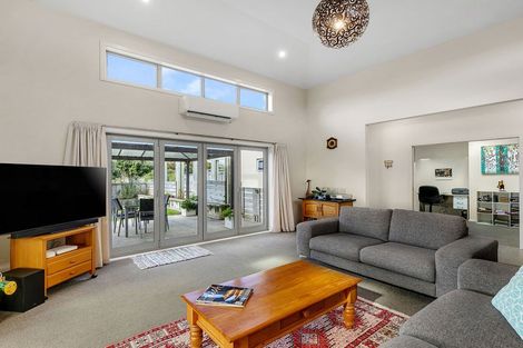 Photo of property in 2 Wangapeka Way, Aotea, Porirua, 5024