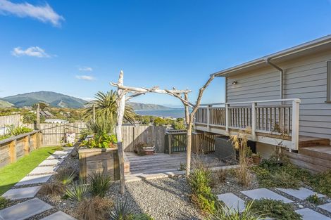 Photo of property in 75 The Esplanade, Raumati South, Paraparaumu, 5032