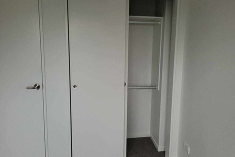 Photo of property in 11/8 Chivalry Road, Glenfield, Auckland, 0629