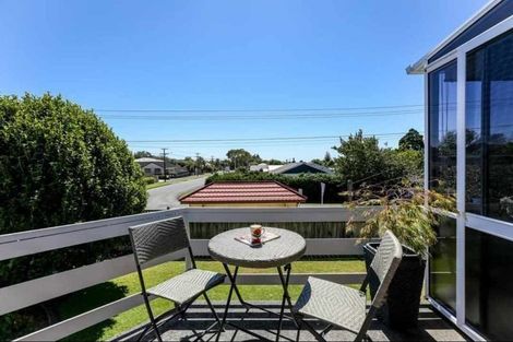 Photo of property in 107 Govett Avenue, Frankleigh Park, New Plymouth, 4310