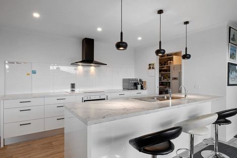 Photo of property in 11 Tangaroa Street, Waitara, 4320