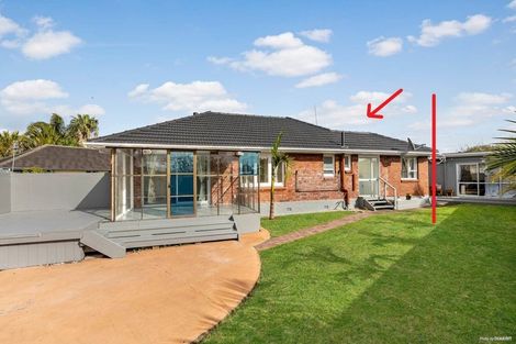 Photo of property in 31 London Street, Te Atatu Peninsula, Auckland, 0610