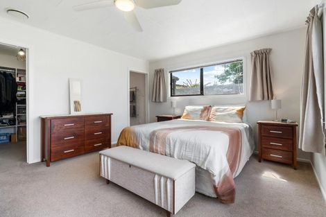 Photo of property in 76 Stanley Road, Glenfield, Auckland, 0629