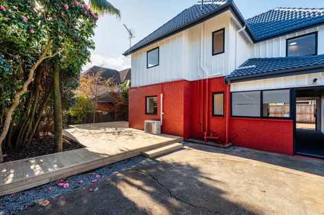 Photo of property in 2/24 Miro Street, New Lynn, Auckland, 0600