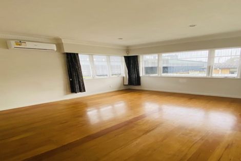 Photo of property in 57 Hayr Road, Three Kings, Auckland, 1042