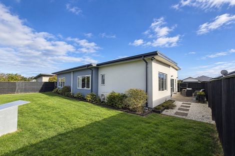Photo of property in 8 Millesimes Way, Yaldhurst, Christchurch, 8042