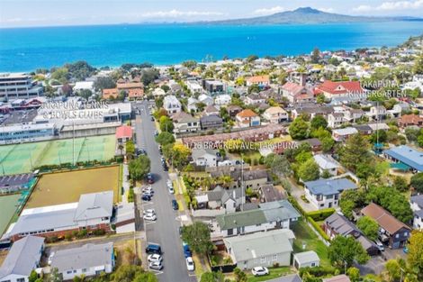 Photo of property in 1/16 Bracken Avenue, Takapuna, Auckland, 0622